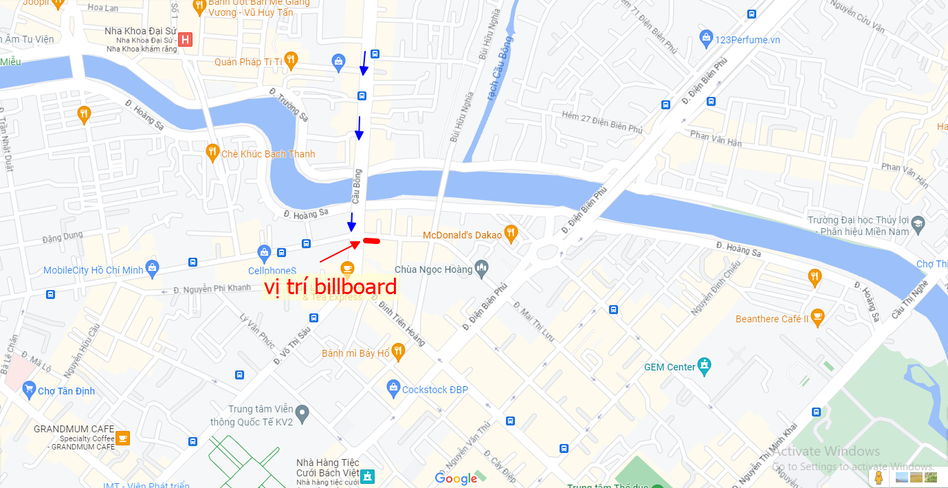 NGÃ TƯ ĐINH TIÊN HOÀNG - TRẦN QUANG KHẢI (CẦU BÔNG)