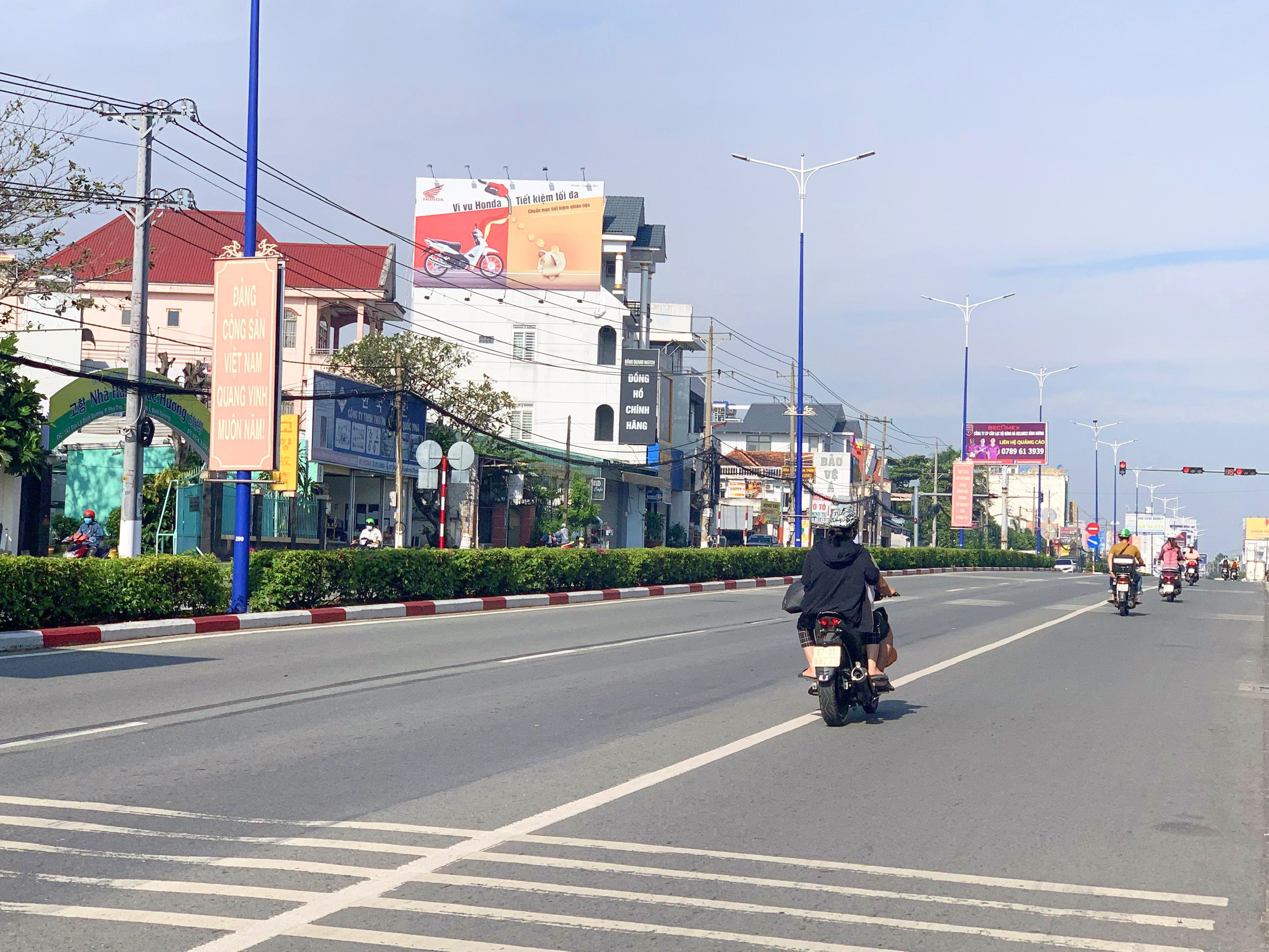 NGÃ TƯ LÊ HỒNG PHONG - QUỐC LỘ 13 - BDG-3171